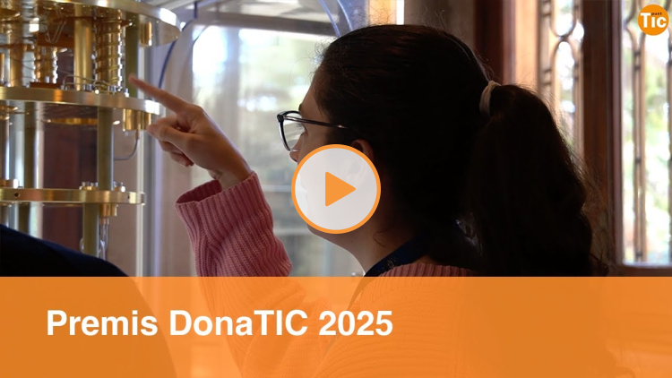 Embedded thumbnail for Alba Cervera Lierta: «La ciencia del futuro y la tecnología del futuro nadie la ha visto»